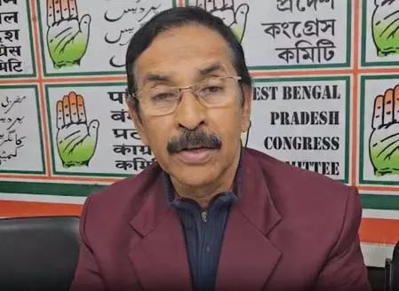 चुनावी मौसम में वंदे मातरम जैसे मुद्दे उठाकर लोगों का ध्यान भटकाया जा रहा है : शुभंकर सरकार चुनावी मौसम में वंदे मातरम जैसे मुद्दे उठाकर लोगों का ध्यान भटकाया जा रहा है : शुभंकर सरकार