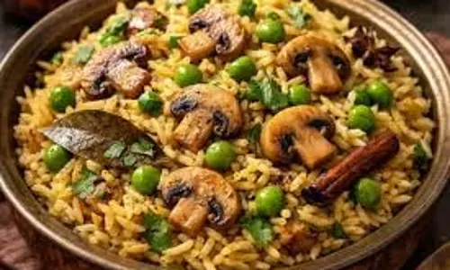 Mushroom Pulao Recipe:मशरूम से बनाएं ये टेस्टी पुलाव Mushroom Pulao Recipe:मशरूम से बनाएं ये टेस्टी पुलाव