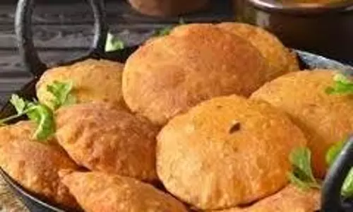 Gobhi Puri Recipe: पराठे से हटकर ट्राई करें ये टेस्टी गोभी पूरी Gobhi Puri Recipe: पराठे से हटकर ट्राई करें ये टेस्टी गोभी पूरी