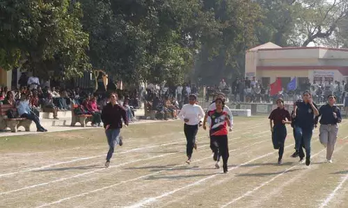 Karnal कॉलेज में 75वीं सालाना एथलेटिक्स मीट खत्म हुई Karnal कॉलेज में 75वीं सालाना एथलेटिक्स मीट खत्म हुई