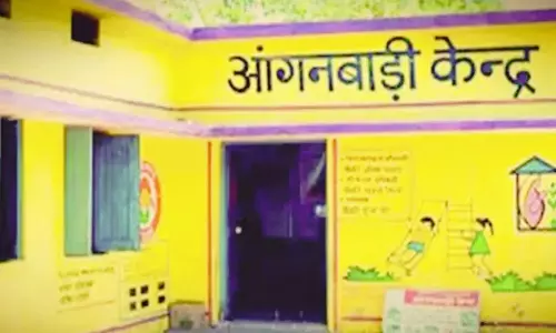आंगनबाड़ी सहायिका को वापस मिली नौकरी आंगनबाड़ी सहायिका को वापस मिली नौकरी