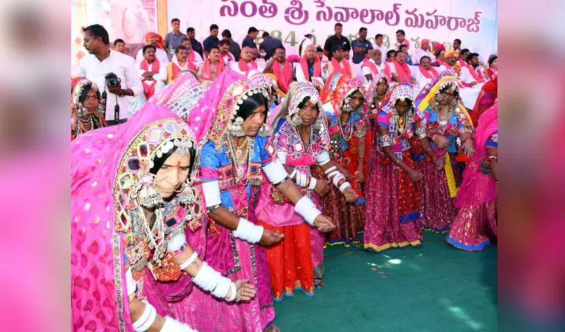KCR ने संत सेवालाल महाराज की जयंती पर शुभकामनाएं दीं KCR ने संत सेवालाल महाराज की जयंती पर शुभकामनाएं दीं