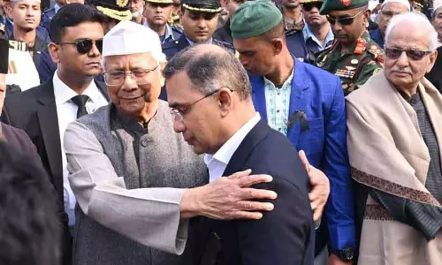Bangladesh: BNP नेता तारिक रहमान के शपथ ग्रहण में 13 देशों को निमंत्रण Bangladesh: BNP नेता तारिक रहमान के शपथ ग्रहण में 13 देशों को निमंत्रण