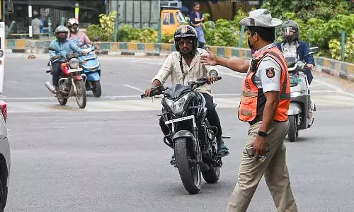 Bengaluru में कैमरों से दर्ज ट्रैफिक मामलों में बड़ी गिरावट आई है