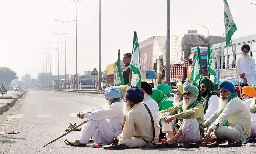 Haryana के किसान 23 फरवरी से भारत-अमेरिका व्यापार समझौते के खिलाफ तीन दिन का धरना देंगे Haryana के किसान 23 फरवरी से भारत-अमेरिका व्यापार समझौते के खिलाफ तीन दिन का धरना देंगे