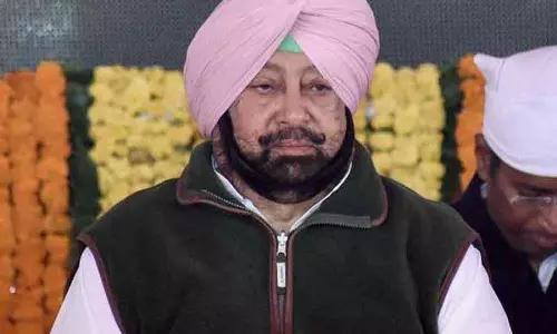 कैप्टन अमरिंदर सिंह को Mohali अस्पताल में घुटने की सर्जरी के बाद छुट्टी कैप्टन अमरिंदर सिंह को Mohali अस्पताल में घुटने की सर्जरी के बाद छुट्टी