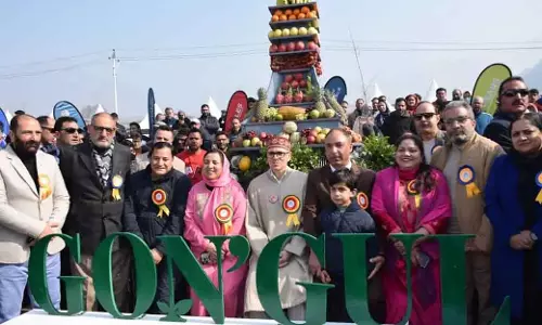 CM ने J&K की खेती को वैश्विक स्तर पर कॉम्पिटिटिव बनाने के लिए टेक-ड्रिवन, ऑर्गेनिक खेती की अपील की