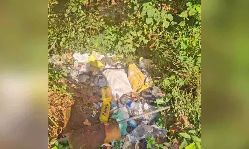 Wanchikwala में विवादित ज़मीन पर कचरा डालना आम बात है