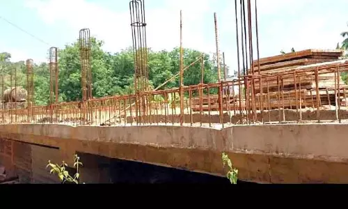 Kerala ; ऐरावन पुल का निर्माण तेज़ी से चल रहा है Kerala ; ऐरावन पुल का निर्माण तेज़ी से चल रहा है