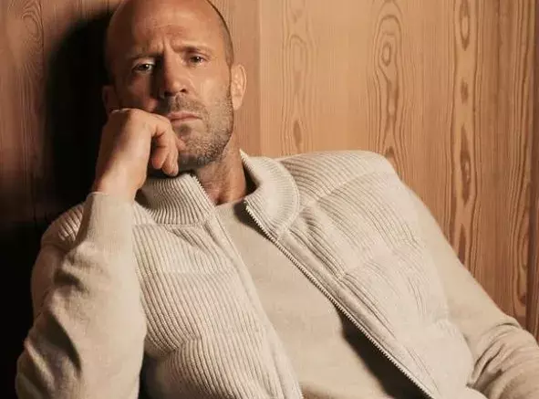 Jason Statham स्टोल माई बाइक बनी बर्लिन की हॉट प्रॉपर्टी, जेसन स्टैथम का खास अंदाज Jason Statham स्टोल माई बाइक बनी बर्लिन की हॉट प्रॉपर्टी, जेसन स्टैथम का खास अंदाज