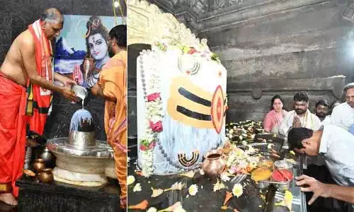 केटीआर, हरीश राव ने Mahashivratri की शुभकामनाएं दीं केटीआर, हरीश राव ने Mahashivratri की शुभकामनाएं दीं