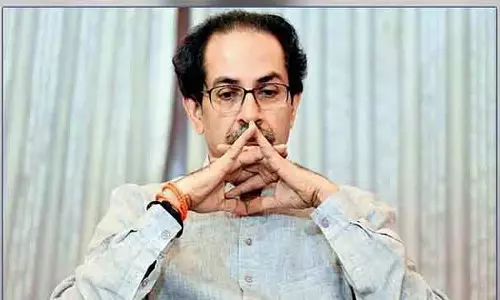Uddhav ठाकरे के बेटे की हालत गंभीर; रिलायंस हॉस्पिटल में इलाज चल रहा है Uddhav ठाकरे के बेटे की हालत गंभीर; रिलायंस हॉस्पिटल में इलाज चल रहा है