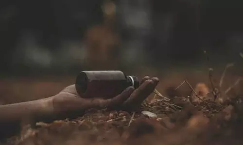 Kerala : 62 साल के अवॉर्ड विनिंग किसान की पेस्टिसाइड खाने से मौत Kerala : 62 साल के अवॉर्ड विनिंग किसान की पेस्टिसाइड खाने से मौत