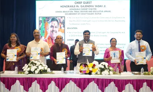नर्सेस निभाती हैं सही मायनों में महतारी का कर्तव्य : यादव