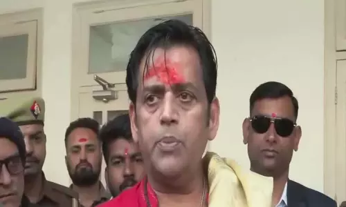 वंदे मातरम अधिसूचना पर BJP MP रवि किशन का कहना है, सभी को उन श्लोकों को पढ़ना चाहिए वंदे मातरम अधिसूचना पर BJP MP रवि किशन का कहना है, सभी को उन श्लोकों को पढ़ना चाहिए