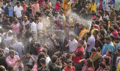 Jammu: महाशिवरात्रि पर धाम में उमड़ा श्रद्धालुओं का सैलाब