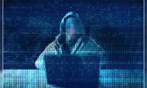 J&K के अधिकारियों ने हवाला कारोबार के बड़े मामले में 8,000 से ज़्यादा अकाउंट फ़्रीज़ किए J&K के अधिकारियों ने हवाला कारोबार के बड़े मामले में 8,000 से ज़्यादा अकाउंट फ़्रीज़ किए