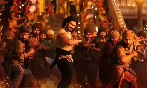 Tollywood के निखिल सिद्धार्थ की पैन-इंडिया थ्रिलर स्वयंभू का टीज़र वायरल Tollywood के निखिल सिद्धार्थ की पैन-इंडिया थ्रिलर स्वयंभू का टीज़र वायरल