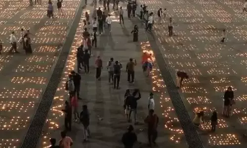 भिलाई में पुलवामा के शहीदों को श्रद्धांजलि भिलाई में पुलवामा के शहीदों को श्रद्धांजलि
