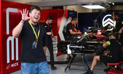 मैक्स क्लाइमेंको जेद्दा में Formula E इवेंट के लिए पहुंचे मैक्स क्लाइमेंको जेद्दा में Formula E इवेंट के लिए पहुंचे