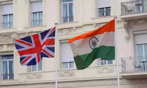 India-UK ट्रेड डील अप्रैल में लागू होने की संभावना; व्हिस्की, ऑटो टैरिफ में कमी आएगी India-UK ट्रेड डील अप्रैल में लागू होने की संभावना; व्हिस्की, ऑटो टैरिफ में कमी आएगी