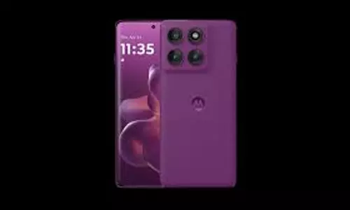 6000mAh बैटरी वाला Motorola फोन 10500 रुपये सस्ता! Amazon का धमाका