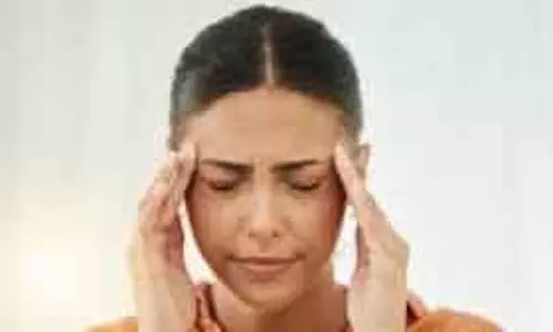 इन 5 Habits से दिमाग होता है कमजोर, समय रहते छोड़ें