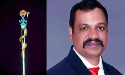 Guinness Record Holder ने सुई पर शिव की मूर्ति बनाई
