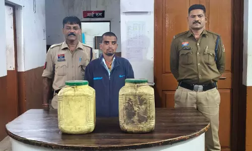 CG: कोनी थाना में 30 लीटर महुआ शराब के साथ आरोपी गिरफ्तार