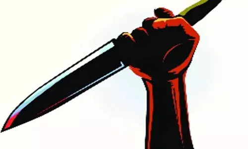 कचरा फेंकने को लेकर विवाद खूनी संघर्ष में बदला, धारदार हथियार से हमला कचरा फेंकने को लेकर विवाद खूनी संघर्ष में बदला, धारदार हथियार से हमला
