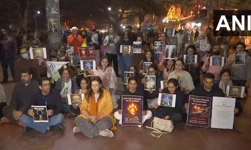 प्राचीन हनुमान Temple के पास प्रार्थना सभा, 500 कुत्तों की कथित हत्या के खिलाफ श्रद्धांजलि