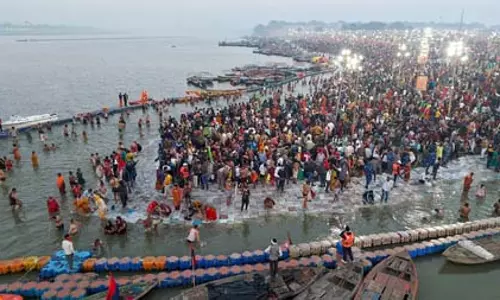प्रयागराज में Mahashivratri पर माघ मेले का समापन, गोरखपुर में सीएम योगी ने किया रुद्राभिषेक प्रयागराज में Mahashivratri पर माघ मेले का समापन, गोरखपुर में सीएम योगी ने किया रुद्राभिषेक