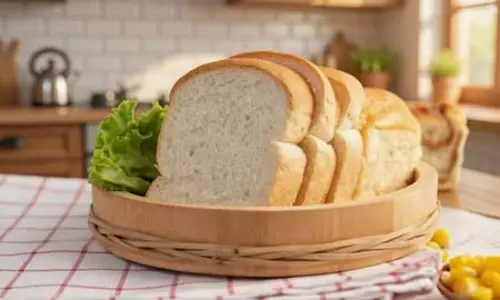 खाली पेट Bread खाने से हो सकते हैं खतरनाक नुकसान, बढ़ सकता है वजन और शुगर लेवल