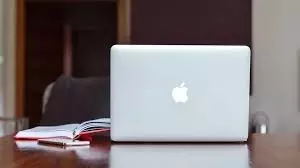 Apple MacBook :जानें भारत में कितनी होगी कीमत, कब होगा लॉन्च और क्या मिलेंगे फीचर्स Apple MacBook :जानें भारत में कितनी होगी कीमत, कब होगा लॉन्च और क्या मिलेंगे फीचर्स