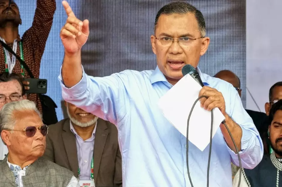 Bangladesh के डार्क प्रिंस तारिक रहमान के सामने आगे एक लंबा और मुश्किल रास्ता Bangladesh के डार्क प्रिंस तारिक रहमान के सामने आगे एक लंबा और मुश्किल रास्ता