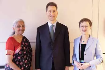 जर्मनी दौरे के दौरान वित्त मंत्री सीतारमण ने भारत-EU FTA पर चर्चा की जर्मनी दौरे के दौरान वित्त मंत्री सीतारमण ने भारत-EU FTA पर चर्चा की