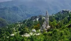 ऊंचाई और आस्था का संगम, महाशिवरात्रि पर इस भव्य शिव मंदिर में करें पूजा ऊंचाई और आस्था का संगम, महाशिवरात्रि पर इस भव्य शिव मंदिर में करें पूजा