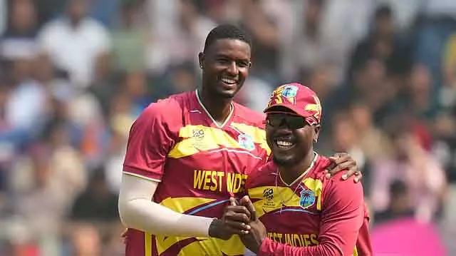 जेसन होल्डर ने T20 वर्ल्ड कप में शानदार बॉलिंग का अपना सीक्रेट बताया जेसन होल्डर ने T20 वर्ल्ड कप में शानदार बॉलिंग का अपना सीक्रेट बताया