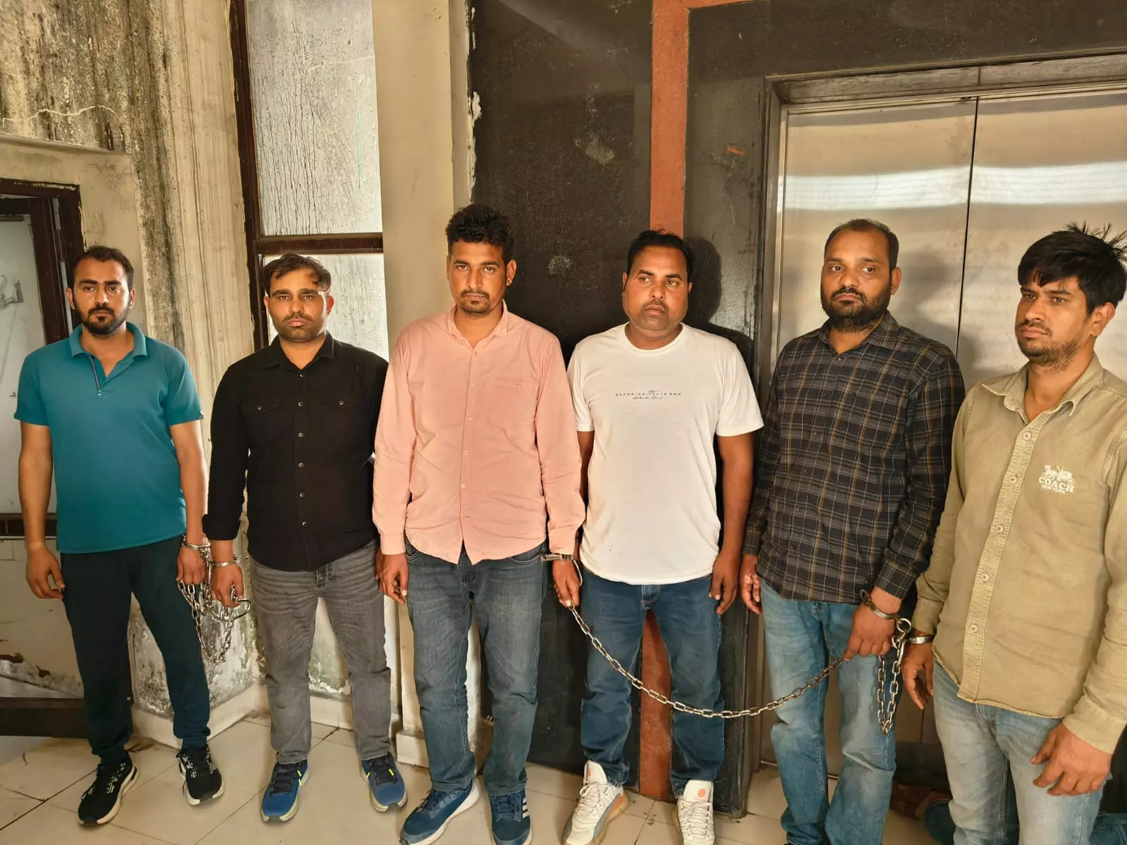 4 लाख की हेरोइन जब्त, आमानाका और कबीर नगर में पकड़ाए तस्कर 4 लाख की हेरोइन जब्त, आमानाका और कबीर नगर में पकड़ाए तस्कर