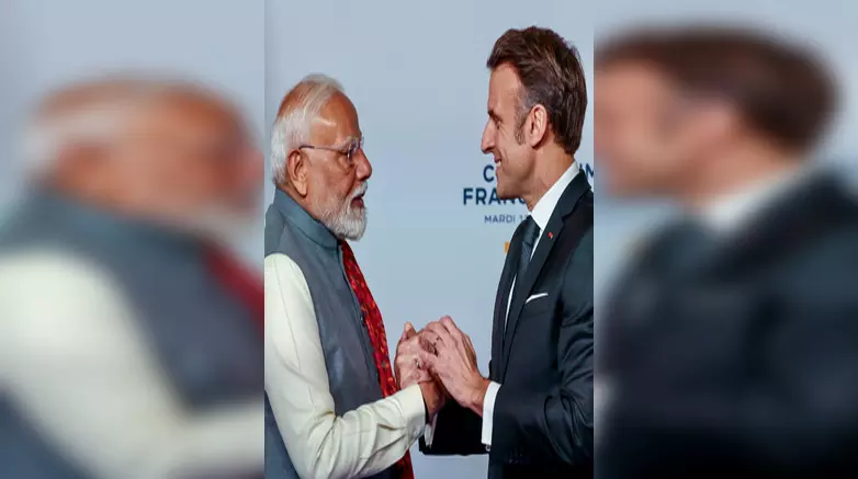 भारत-फ्रांस रक्षा संवाद, पीएम मोदी-मैक्रों करेंगे हेलीकॉप्टर असेंबली लाइन का उद्घाटन भारत-फ्रांस रक्षा संवाद, पीएम मोदी-मैक्रों करेंगे हेलीकॉप्टर असेंबली लाइन का उद्घाटन