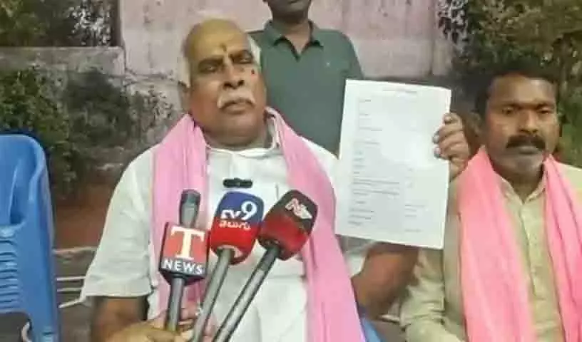 कांग्रेस MLC डांडे विट्टल कागजनगर नगर पालिका में वोट देने के लिए गैर-कानूनी तरीके से रजिस्टर्ड कांग्रेस MLC डांडे विट्टल कागजनगर नगर पालिका में वोट देने के लिए गैर-कानूनी तरीके से रजिस्टर्ड