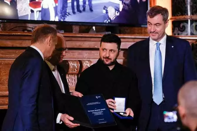 Ukraine ने यूरोपीय साथियों के साथ नया एनर्जी और मिलिट्री पैकेज तय किया Ukraine ने यूरोपीय साथियों के साथ नया एनर्जी और मिलिट्री पैकेज तय किया