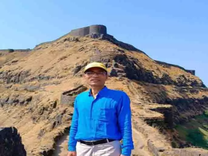 पुणे के राजगढ़ किले में ट्रेकिंग के दौरान Tourist की मौत पुणे के राजगढ़ किले में ट्रेकिंग के दौरान Tourist की मौत