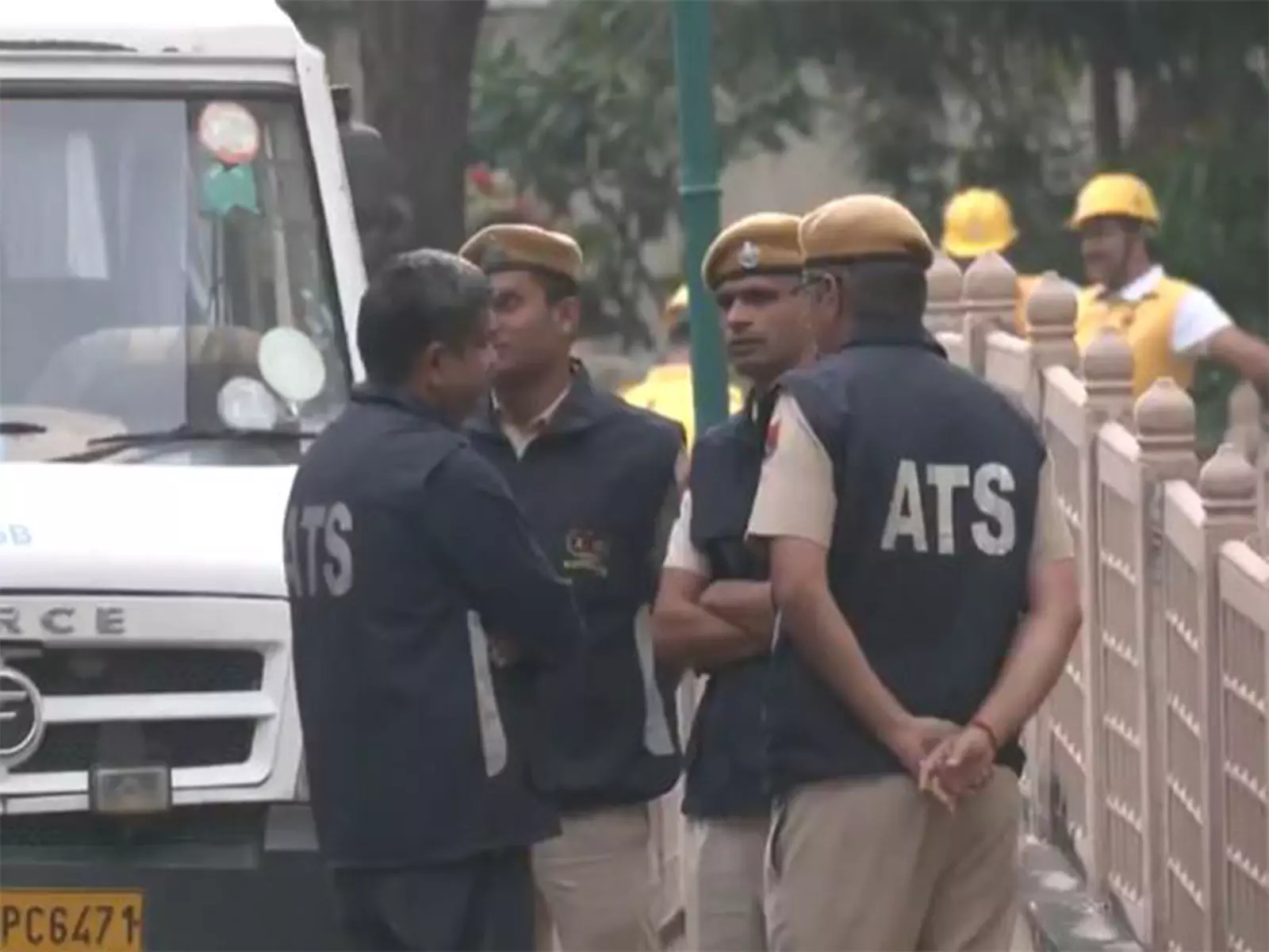आतंकवाद विरोधी अभियान के तहत महाराष्ट्र ATS ने 21 ठिकानों पर छापेमारी की आतंकवाद विरोधी अभियान के तहत महाराष्ट्र ATS ने 21 ठिकानों पर छापेमारी की