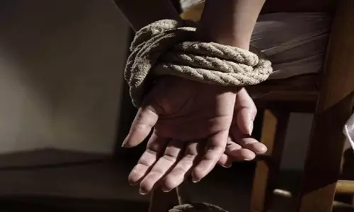 स्टूडेंट का अपहरण, स्कूल के सामने वारदात को अंजाम देने वाले 3 अरेस्ट स्टूडेंट का अपहरण, स्कूल के सामने वारदात को अंजाम देने वाले 3 अरेस्ट