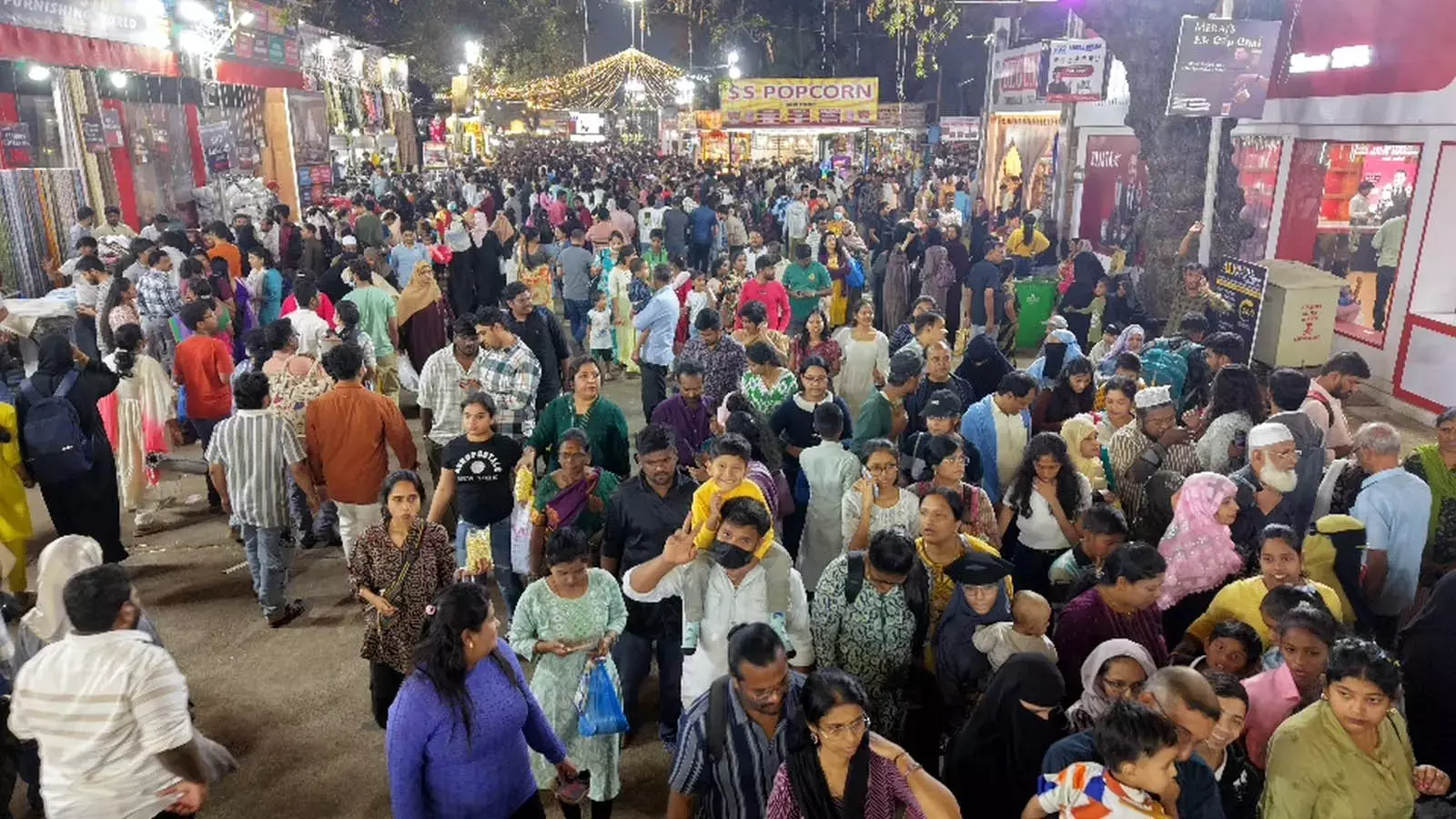 Telangana: नुमाइश में आने वालों की संख्या 23.4 लाख के करीब, 2001 के बाद दूसरी सबसे ज़्यादा