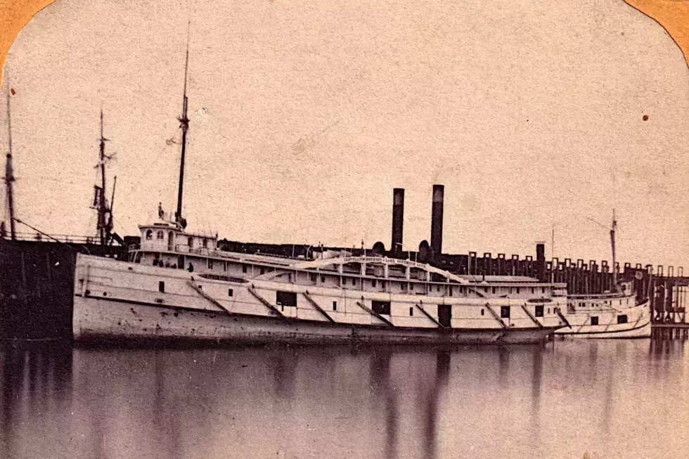खोजकर्ताओं को लेक मिशिगन में 150 years से भी पहले खोए हुए लग्ज़री स्टीमर का मलबा मिला
