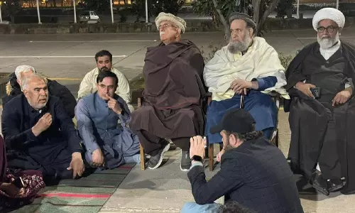 Imran Khan की मेडिकल देखभाल पर पाकिस्तान में विपक्ष का हमला तेज