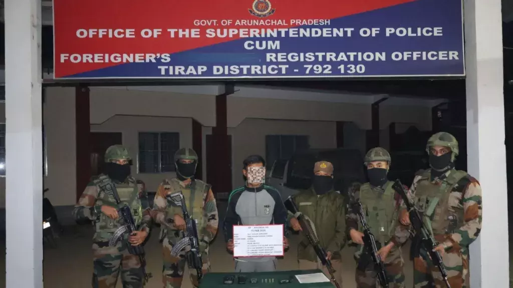 Arunachal: NSCN (अकाटो) कैडर ने खोंसा में सरेंडर किया