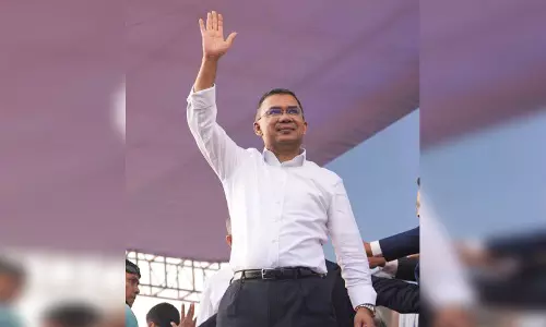बांग्लादेश: तारिक रहमान के सामने चुनौतियां कम नहीं, जमात का बढ़ता कद एक अहम वजह बांग्लादेश: तारिक रहमान के सामने चुनौतियां कम नहीं, जमात का बढ़ता कद एक अहम वजह